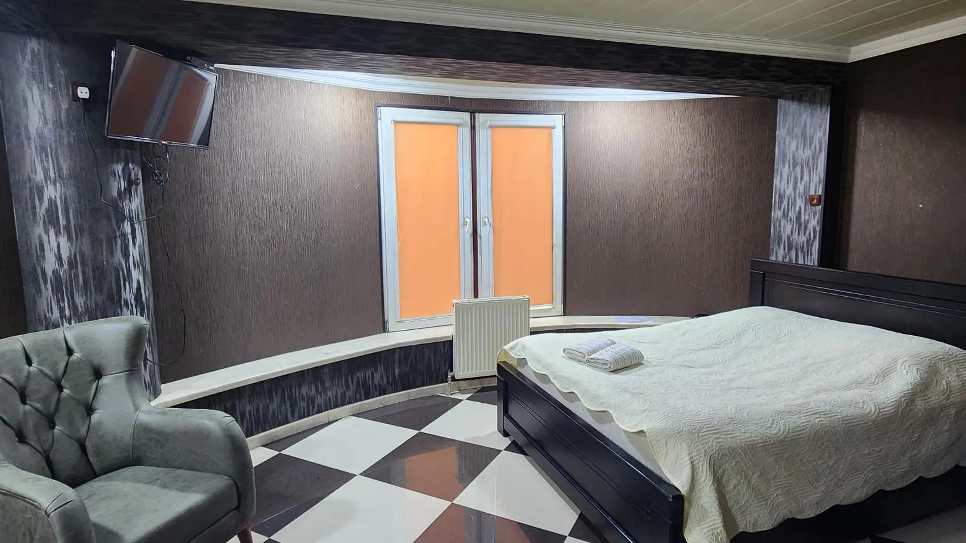 ***  Hotel Piza Tiflis Georgia
